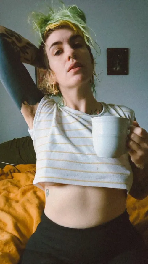 Thumbnail Good Morning: grey_vyard's Morning Vibes in croptopgirls