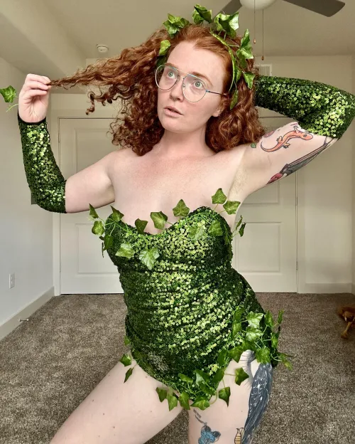 Thumbnail Poison Ivy Cosplay by thelegogoddess - A Cosplaygirls Delight! by thelegogoddess_