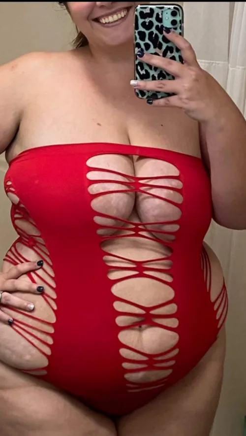 Thumbnail Challenging Norms: 'Would You Fuck a 230 lb BBW Mom' by abigailgray256