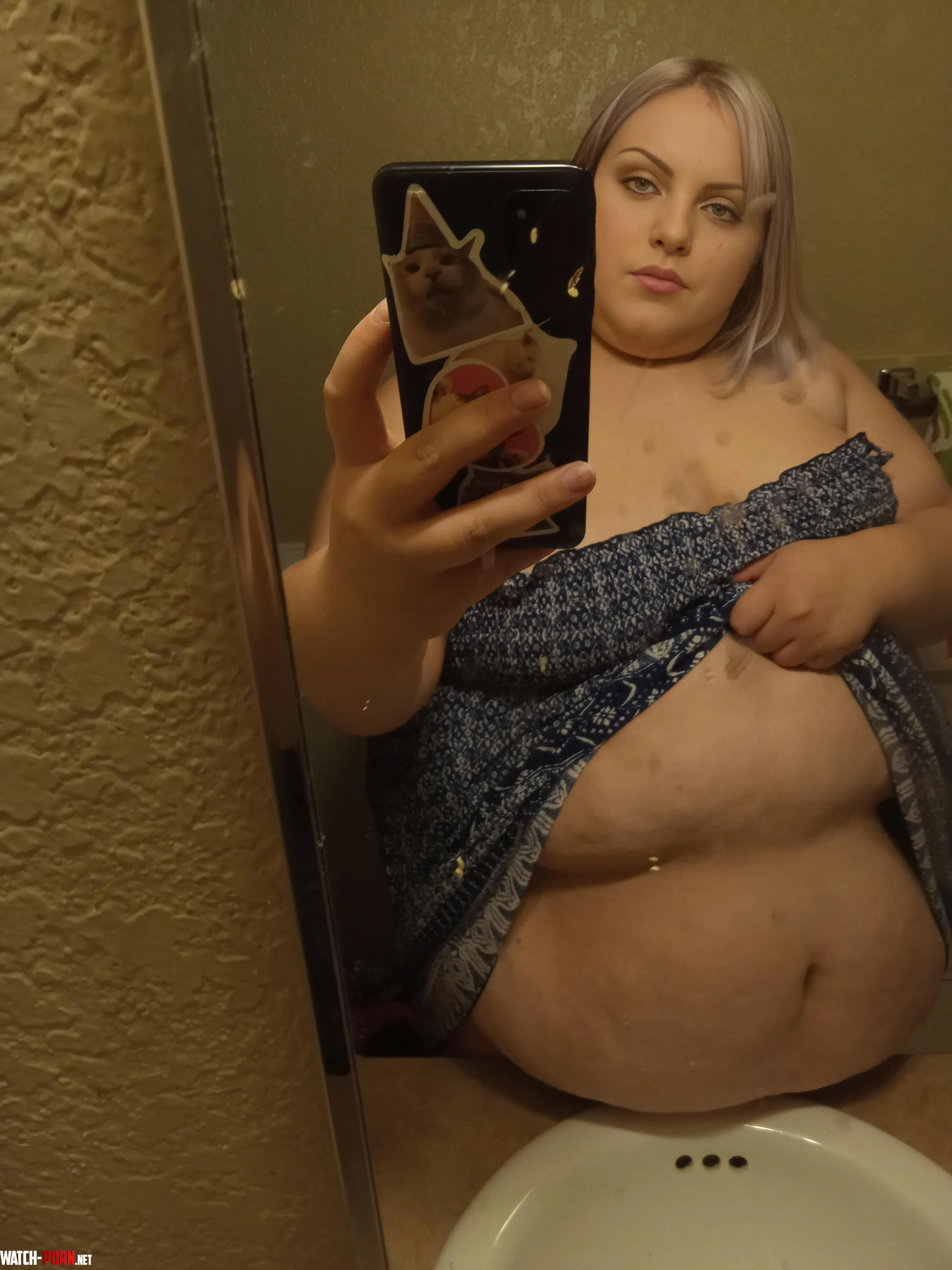 who wanna get me breakfast  by GoddessAshleyBbw