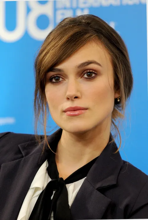 Thumbnail Keira Knightley: A profile by oblique_shockwave from PrettyGirls