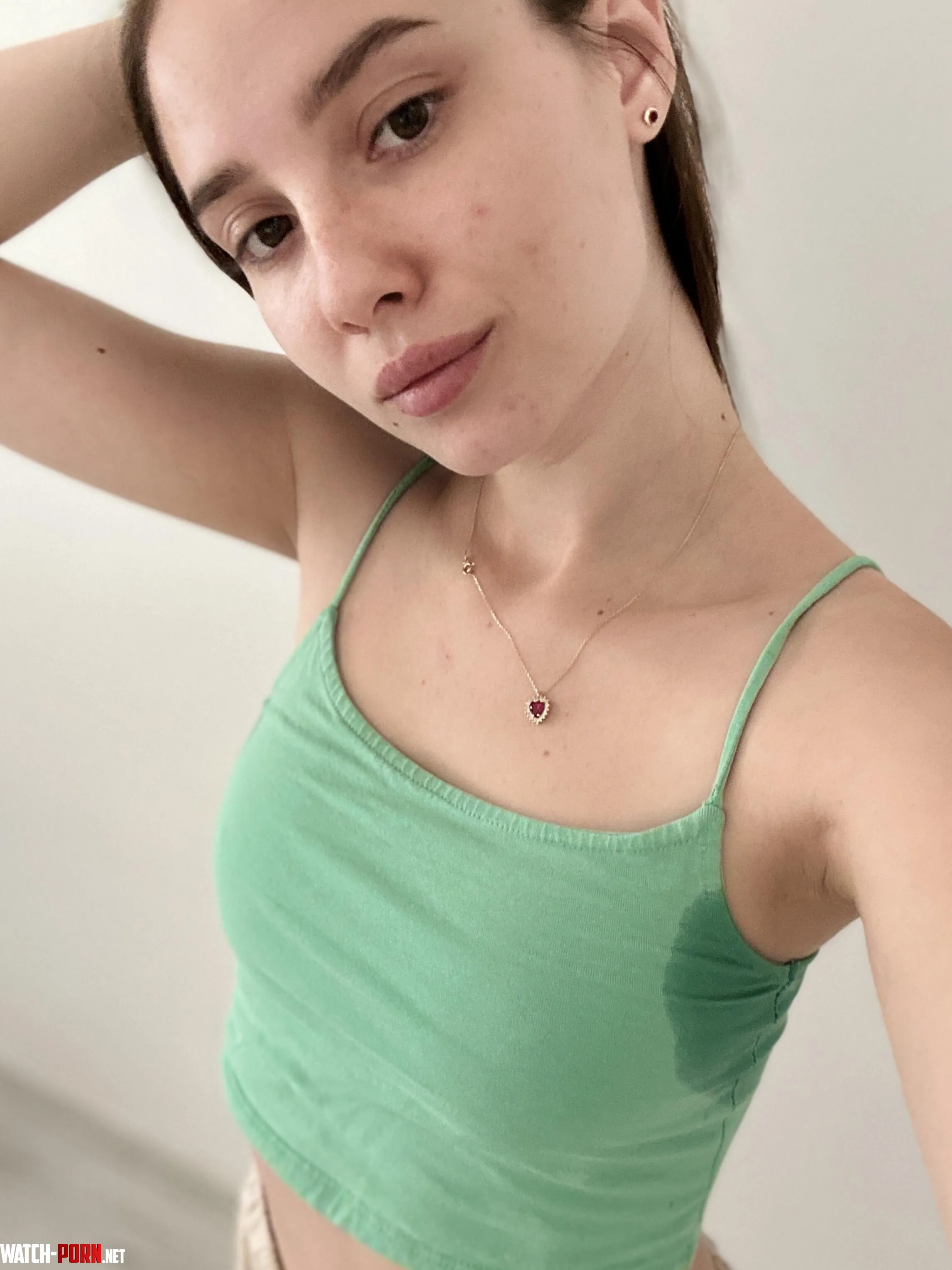 I feel sexy with sweaty armpits by Kiwi_Go_