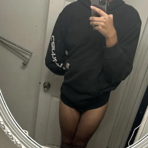 Thumbnail Embracing Femininity: king_oi857's Journey as a Femboy