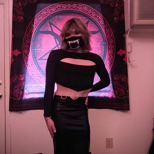 Thumbnail Trying to Learn to Love Crop Tops: Sinful_kitten's Journey in femboy