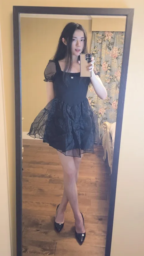 Thumbnail MasoKittyOwO's Cute Dress Showcase in femboy Category