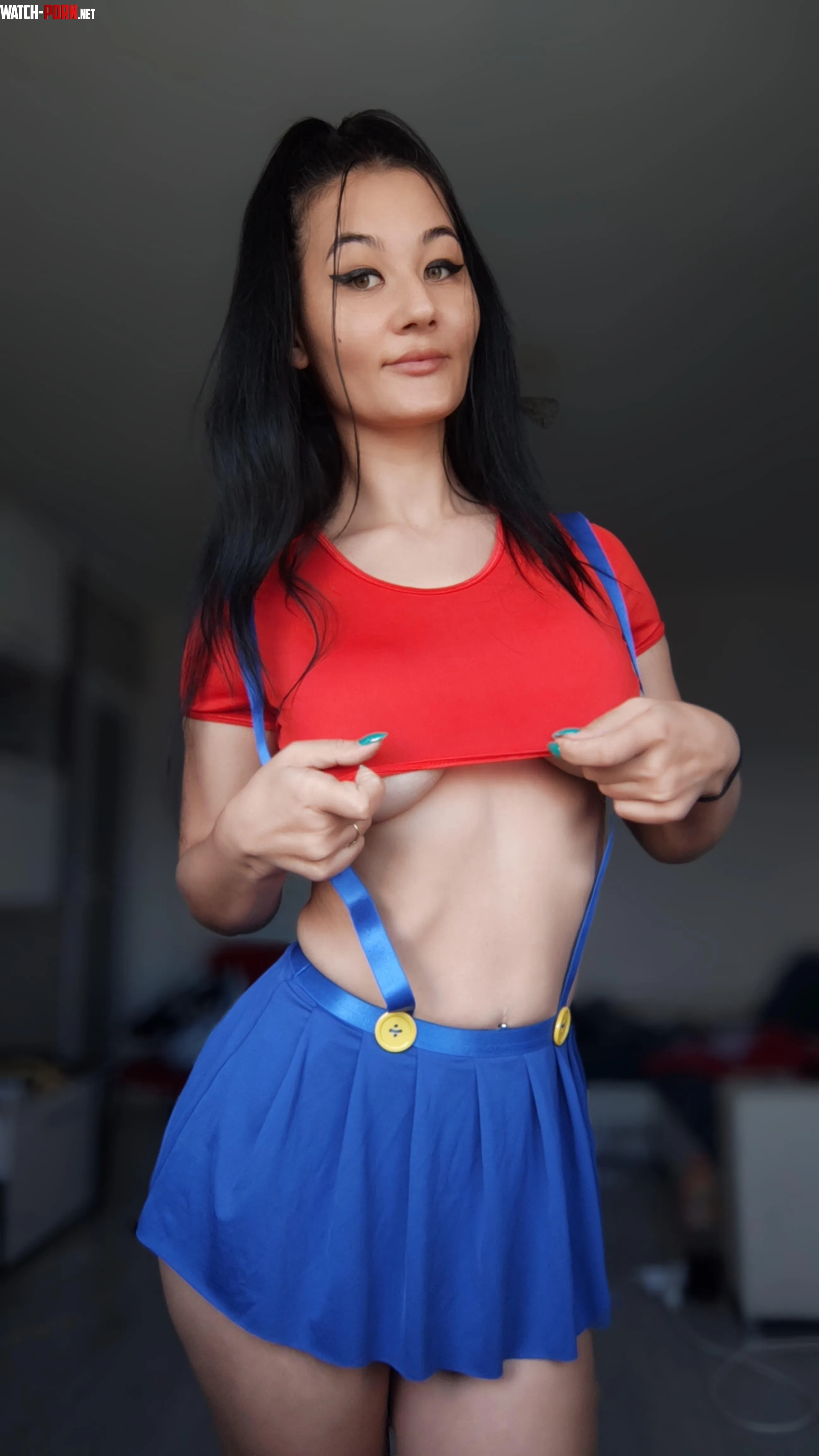 I Decided to Cosplay Mario and I Think I Nailed It  by rosselamorettyx