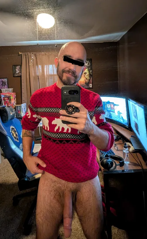 Thumbnail Bluecollarbook's Early Christmas Sweaters Review | ratemycock