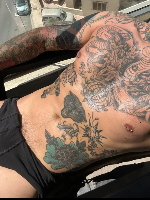 Thumbnail Sweaty and Seeking Help: Dive into Onlytheweird666's Story | hotguyswithtattoos