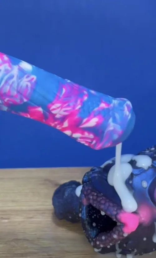 Thumbnail Indulge in Fantasy: Toys, Cumshots, and Love in Bad Dragon World | BadDragon