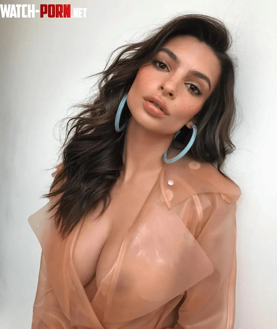 Emily Ratajkowski  by ANewError2024