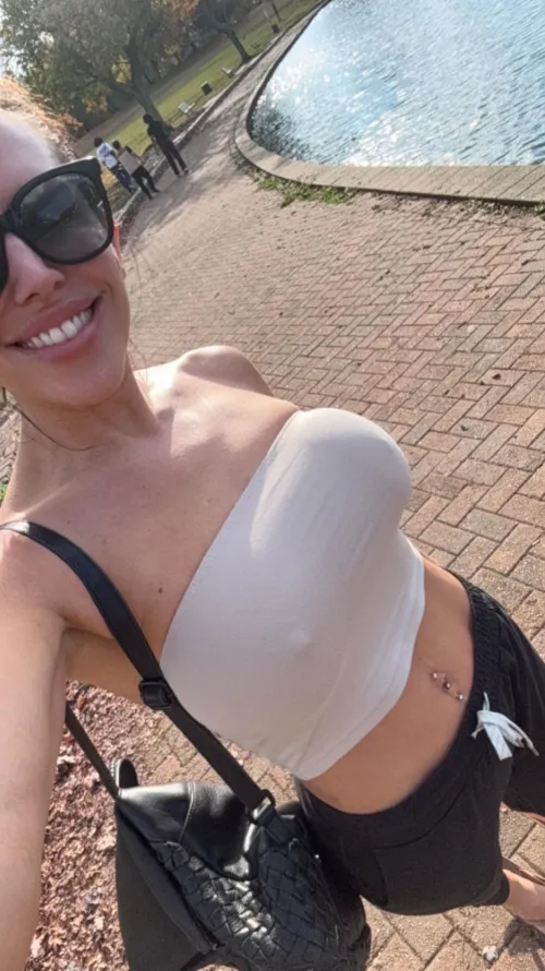 Thumbnail Out for a Walk: Eva-StoneDD's Playful Pokies