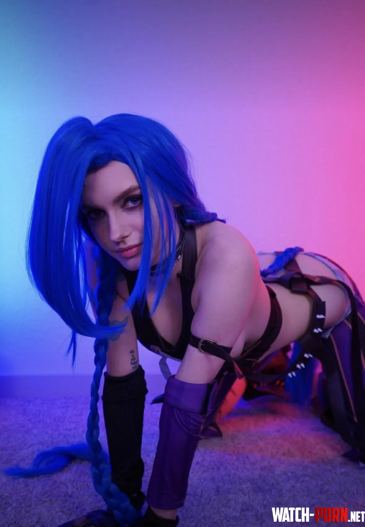 my jinx cosplay in honor of arcane s2 by novaruu_