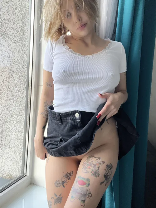 Thumbnail Tattoo Tease: Erick_Gallardos Highlights Upskirt Allure