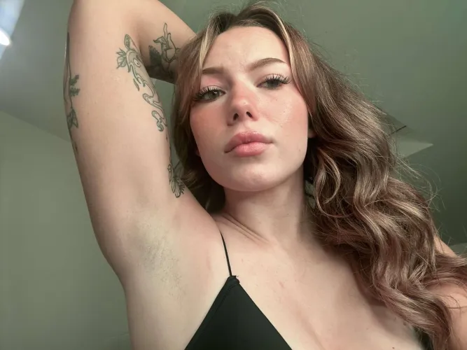 Thumbnail SweetLikeKendii's Plea: Seeking a Sweaty Pit Lover in ArmpitFetish