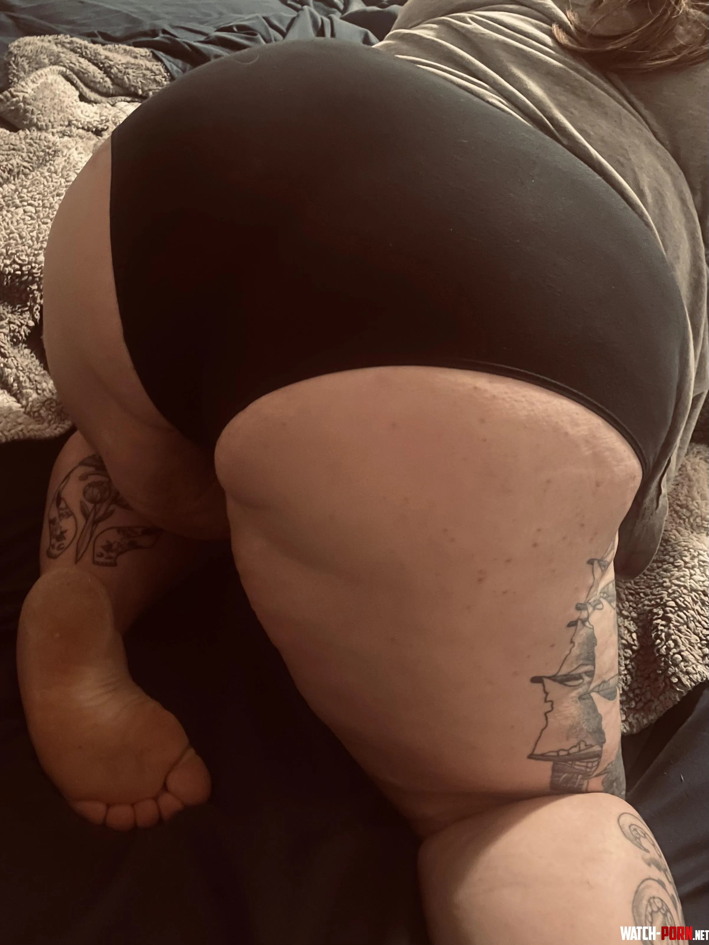 Cum grab these hips   by nertydirtyandcurvy