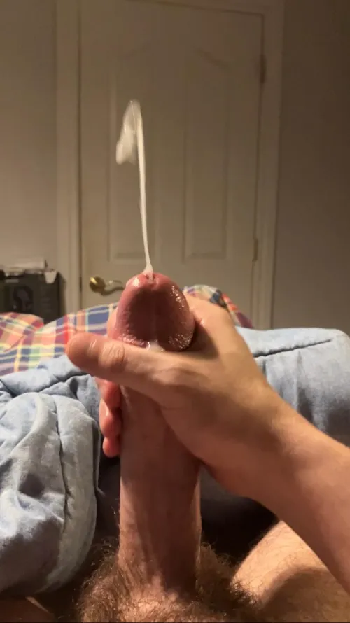 Thumbnail RedditorCum: DMs Open for Connection