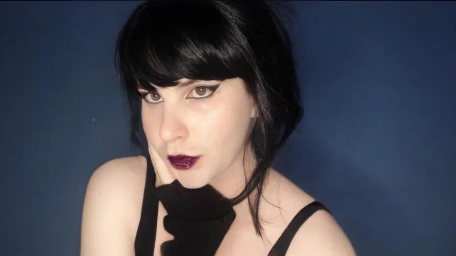 Thumbnail Did a Lil Goth Makeup by kimpeaks in femboy Category