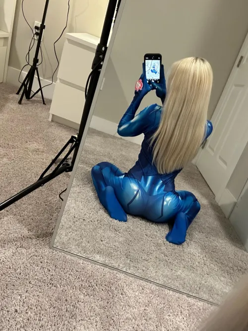 Thumbnail Zero Suit Samus Cosplay by Jessie Raen | Author Jessie_Ra3 | cosplaybutts