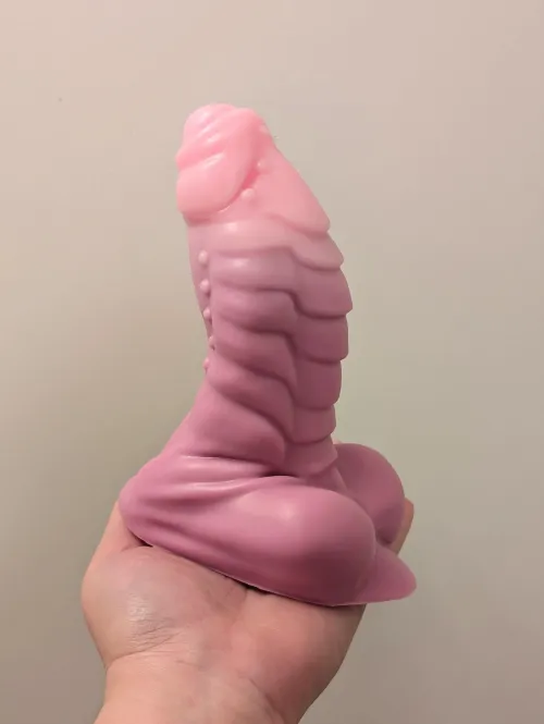 Thumbnail First Encounter with BadDragon: Riwynters' Excitement