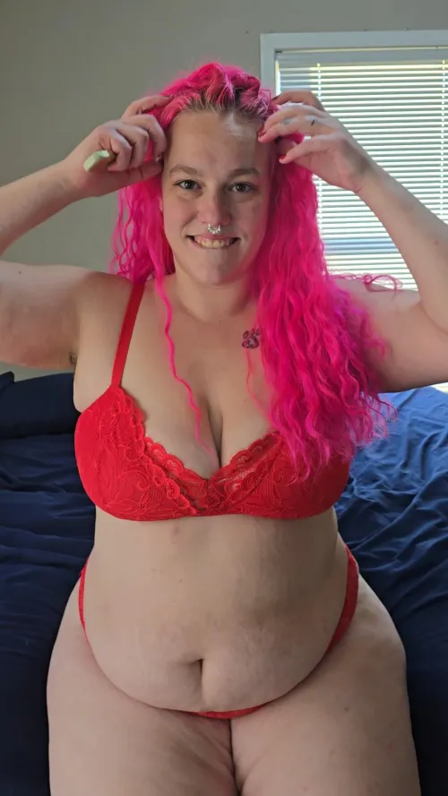 Thumbnail xXlochness15Xx - Meet the Hot Momma in GirlswithNeonHair