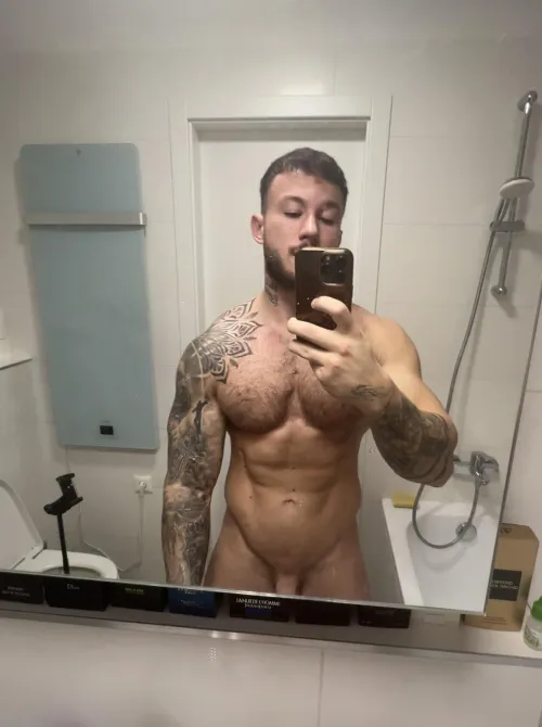 Thumbnail Cum to Say Hi: Key_Relationship2460's Warm Greeting hotguyswithtattoos