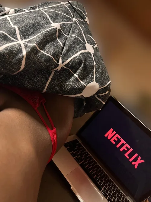 Thumbnail Netflix and Chill: Delve into EbonyAmateurs Excitement