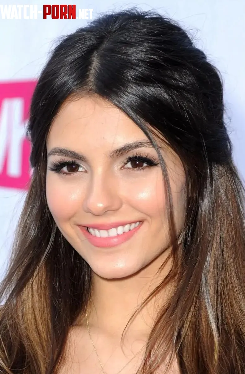 Victoria Justice by Far-Confection-1101