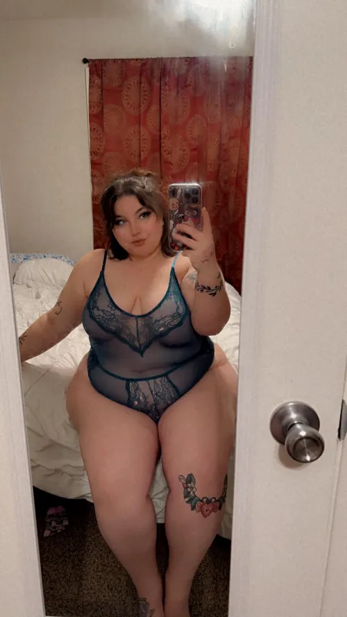 Thumbnail In Praise of Curvy Girls: The Best Beauty by henleyraexo | BBW Category