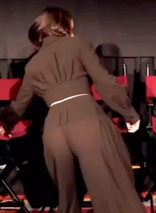 Thumbnail Daisy Ridley: A Dive into Celebrity Butts - Exclusive Details