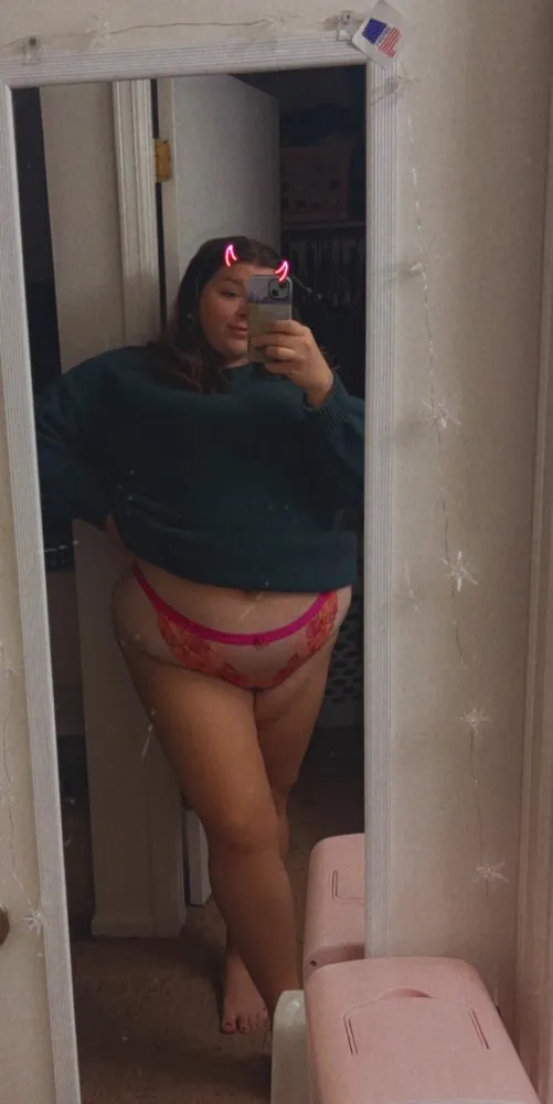 Thumbnail Captivating Thoughts on New Panties by sweetlittleredw in the Chubby World