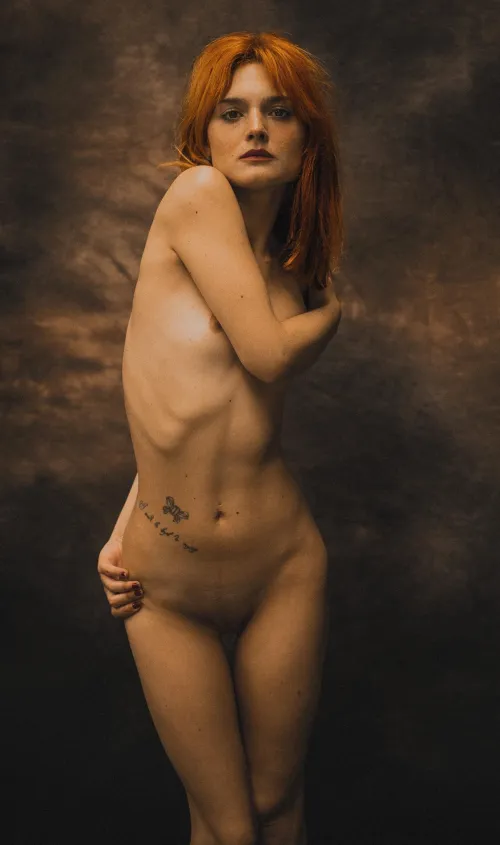 Thumbnail Catarina Moon Child Portrait | classysexy