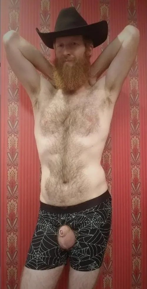 Thumbnail My Big Ole Balls Hanging Through My Fly 38: Insights from ShirtlessGinger