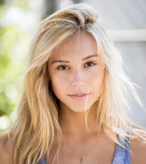 Thumbnail Alexis Ren Unveiled: A Glimpse by TermiteKiller954 | PrettyGirls