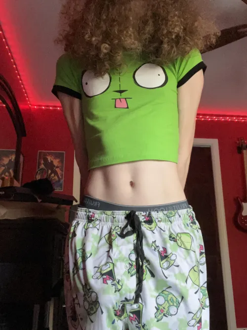 Thumbnail Completing a Gir Outfit: Insights from Isopoggle