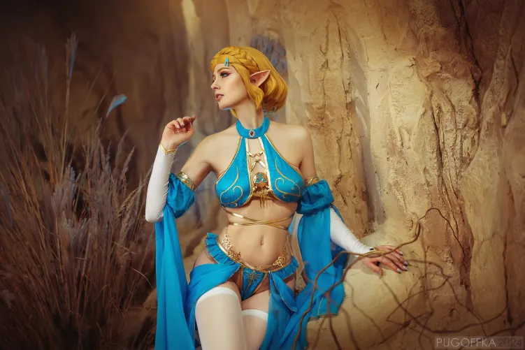 Thumbnail Zelda Cosplay by BellatrixAiden: A Stunning Look from cosplaygirls