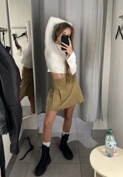 Thumbnail Skirt Shopping Dilemma - Seeking Opinions