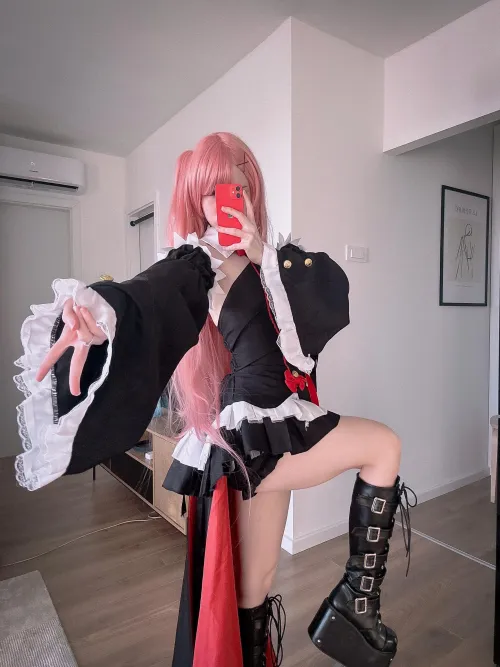 Thumbnail Krul Tepes Seraph of the End Cosplay by Lily | Stunning Cosplaygirls