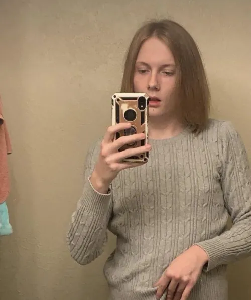 Thumbnail Femboy Pride: Showing Off My Hair 3 - LegalMonk3970