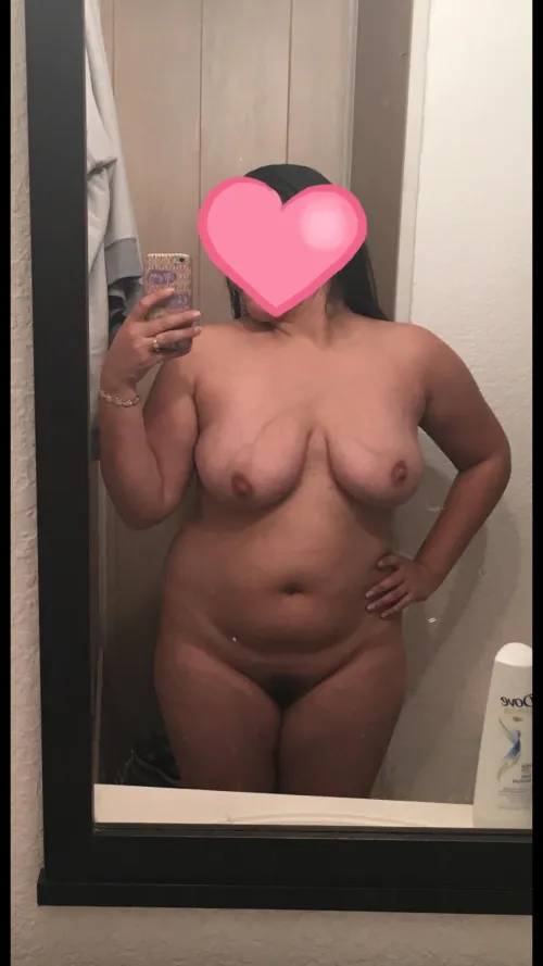 Thumbnail Unveiling Confidence: Embrace the Beauty of 31F 53 165lbs