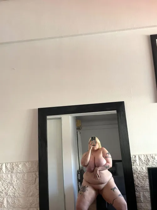 Thumbnail ElaraSpark: Exploring Love at 245lbs in BBW_Chubby World