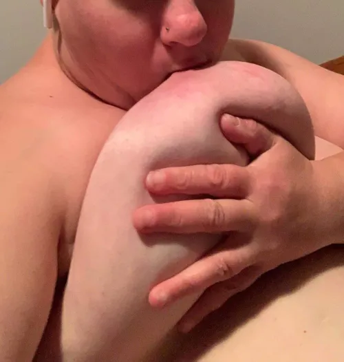 Thumbnail Illshowyouagoodtime3: Suckable Size in the naturaltitties Category