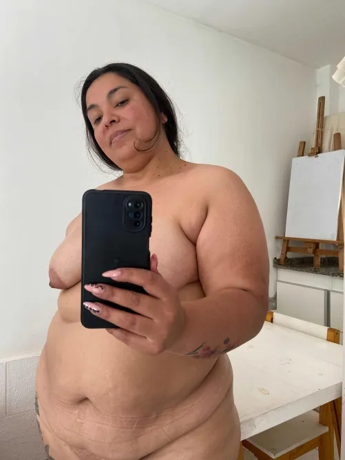 Thumbnail Leona-Glimmer's Playful Distractions | BBW