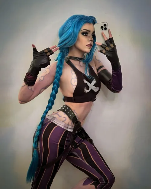 Thumbnail Arcane Transformation: Jinx Reimagined by Desiluted