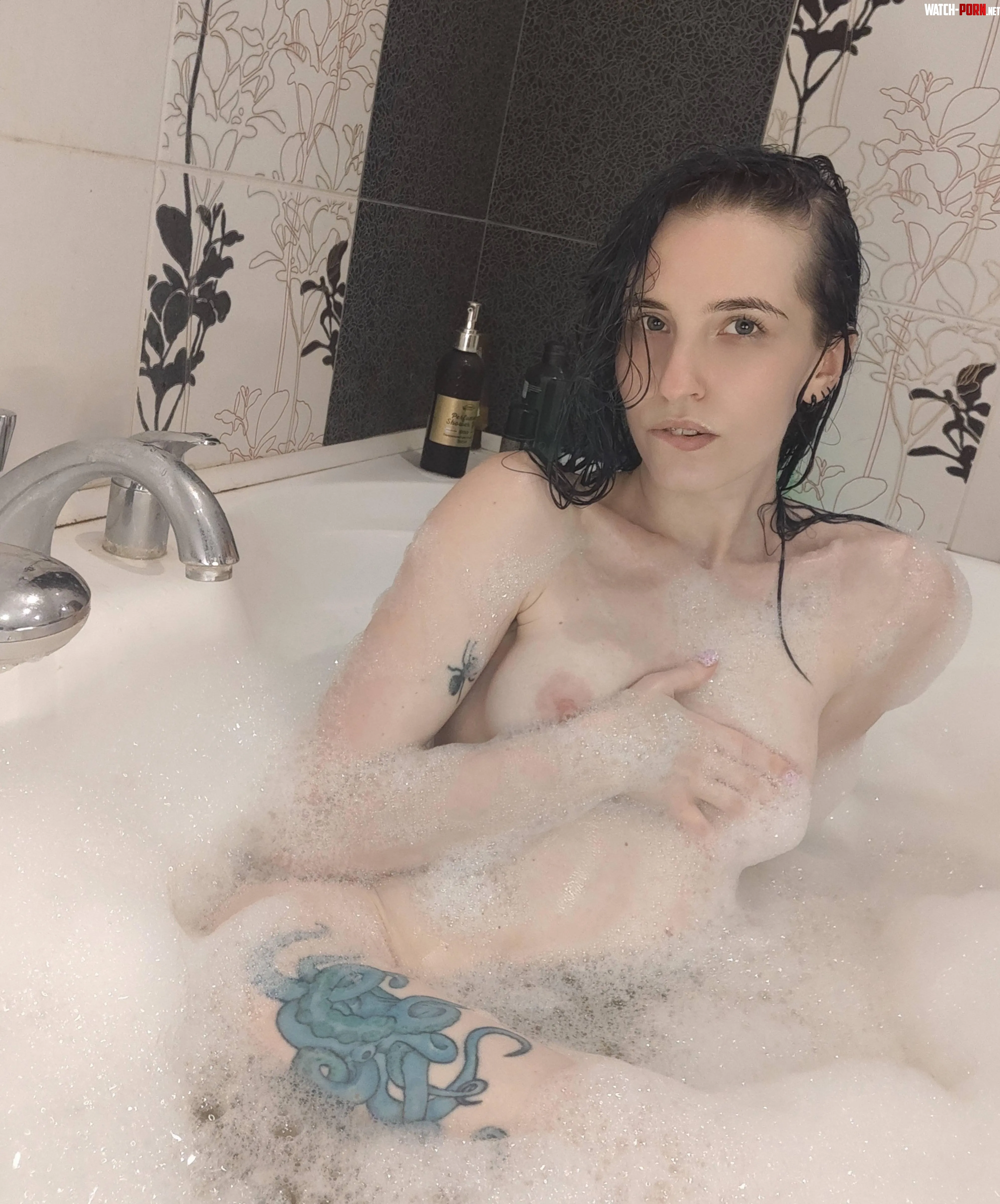 a nice girl taking a warm bath at your place by hailey_cute