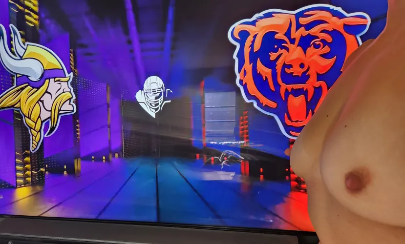 Thumbnail Bear Down with oursecret847HW - Represent the Bears on Game Day