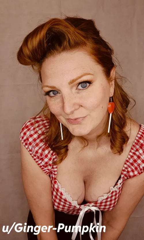 Thumbnail Ginger-Pumpkin's Lollipop Lollipop Downblouse Experience