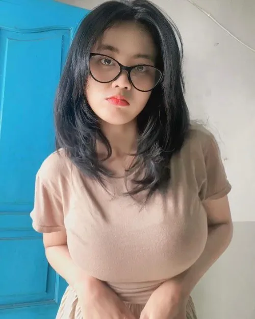 Thumbnail Discover Glasses - A Stylish Insight by Author phinokio in 2busty2hide