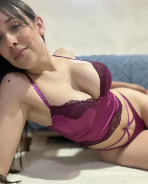 Thumbnail Naughty Latina Calling for Play by sweetastrid | Latinas Category