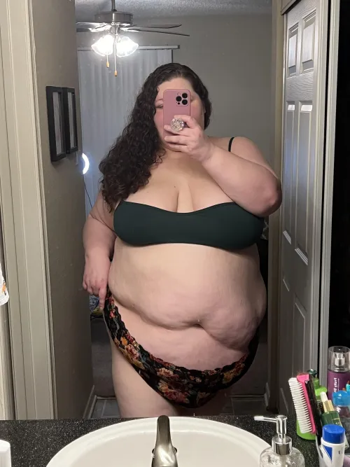 Thumbnail Arealhandful: Ready for Stuffed Surprises in ssbbw