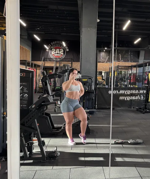 Thumbnail Gym Crush - QuadsQueen's Fitness Journey